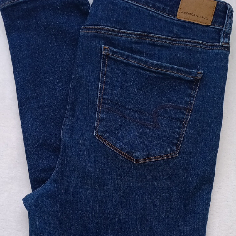 American Eagle Dark Blue Jeans